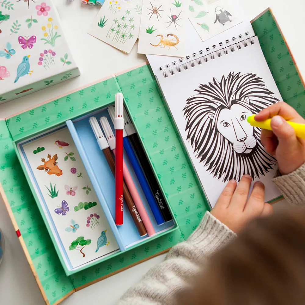 colouring_set__animal_all_0.webp Clearance Colouring Set – Animal All-Stars Kids Arts And Crafts Sets For Kids