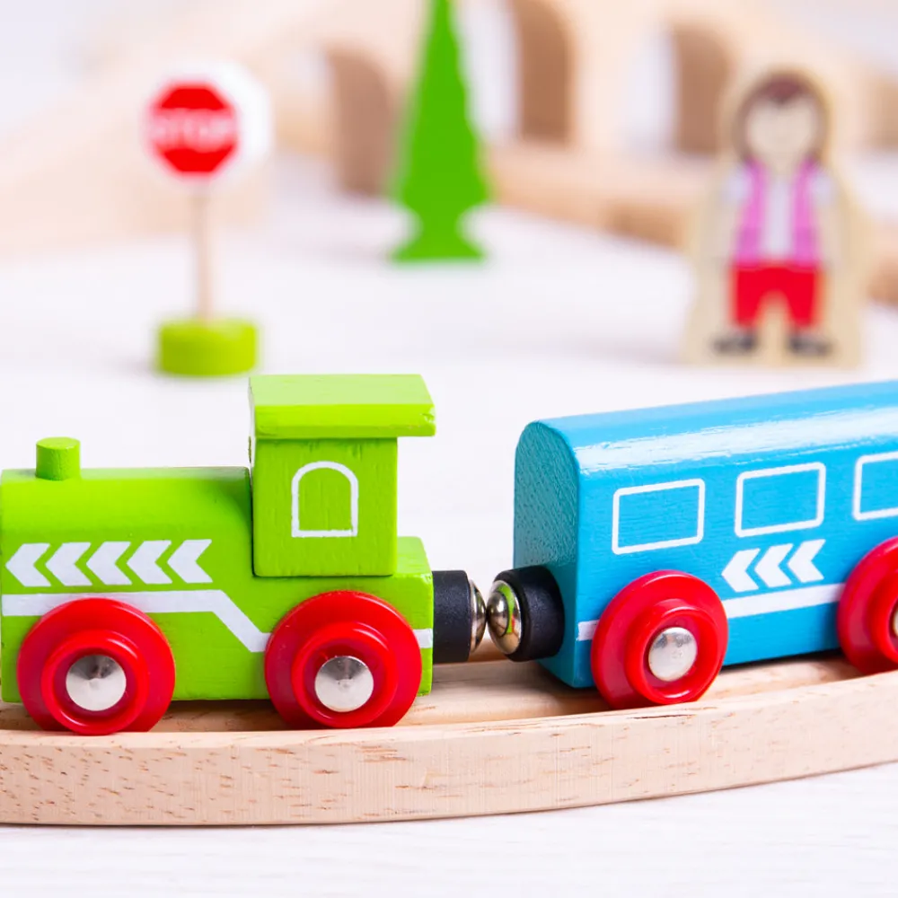 figure_of_eight_train_set_5.webp Best Figure of Eight Train Set Gifts For 5 Yr Olds | Toys For 4 Year Olds