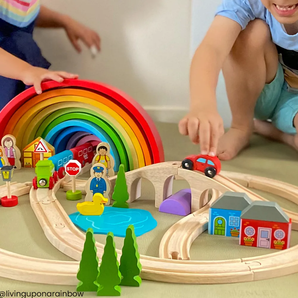 figure_of_eight_train_set_7.webp Best Figure of Eight Train Set Gifts For 5 Yr Olds | Toys For 4 Year Olds