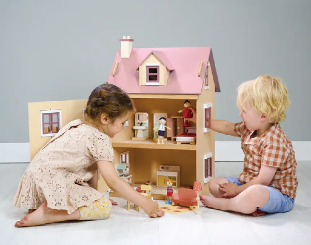 foxtail_villa_pink_5.webp Discount Foxtail Villa (Pink) Wooden Doll’s Houses | Prams & Cradles