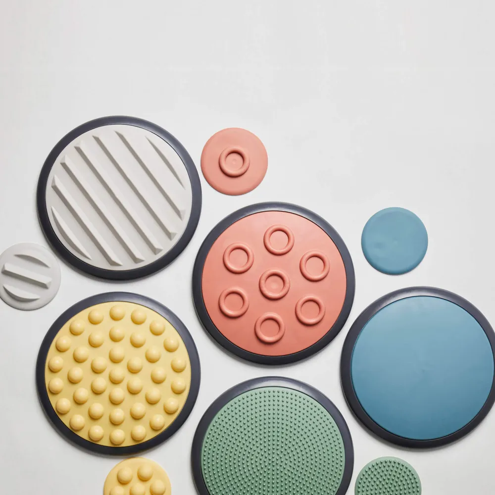gonge_tactile_discs_0.webp Outlet Tactile Discs Kids Montessori Toys | Outdoor Garden Toys