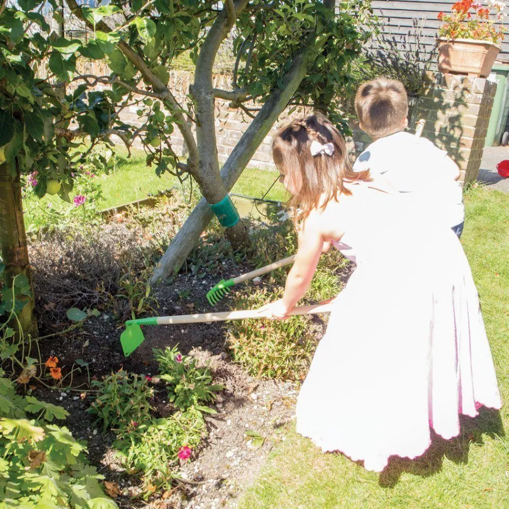 long_handled_soil_rake_1.webp Best Long Handled Soil Rake Outdoor Garden Toys