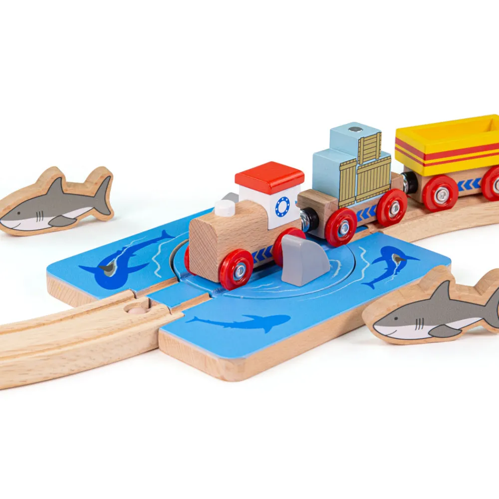 shark_attack_track_4.webp Best Shark Attack Track Gifts For 5 Yr Olds | Toys For 4 Year Olds