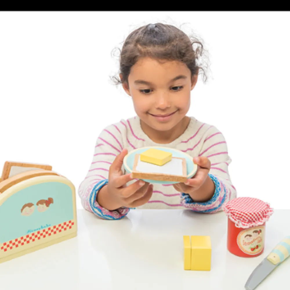 toaster_set_by_le_toy_van_1.webp Fashion Toaster Set by Play Shop Cook And Share | Wooden Toy Food Sets
