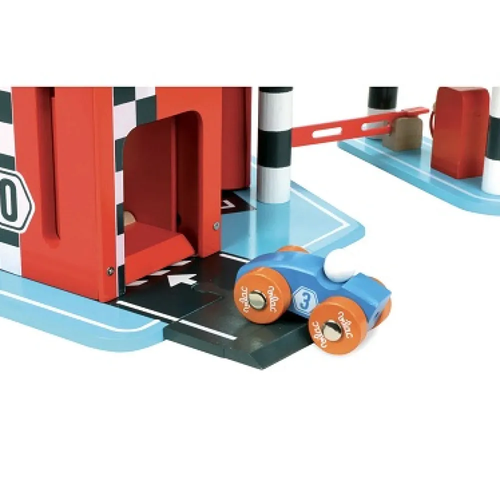 vilac_vilacity_grand_gara_2.webp Hot Vilac Vilacity Grand Garage Traditional Wooden Toys | Wooden Toy Cars For Children